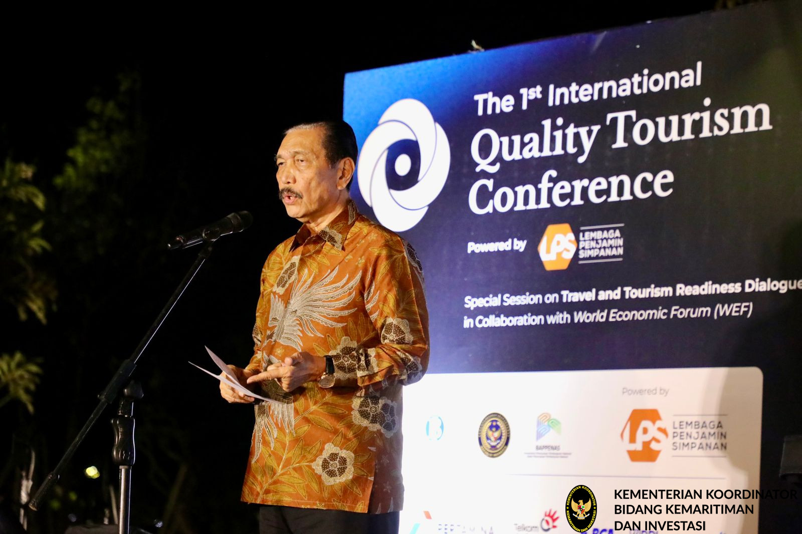 Menko Luhut Hadiri Gala Dinner IQTC