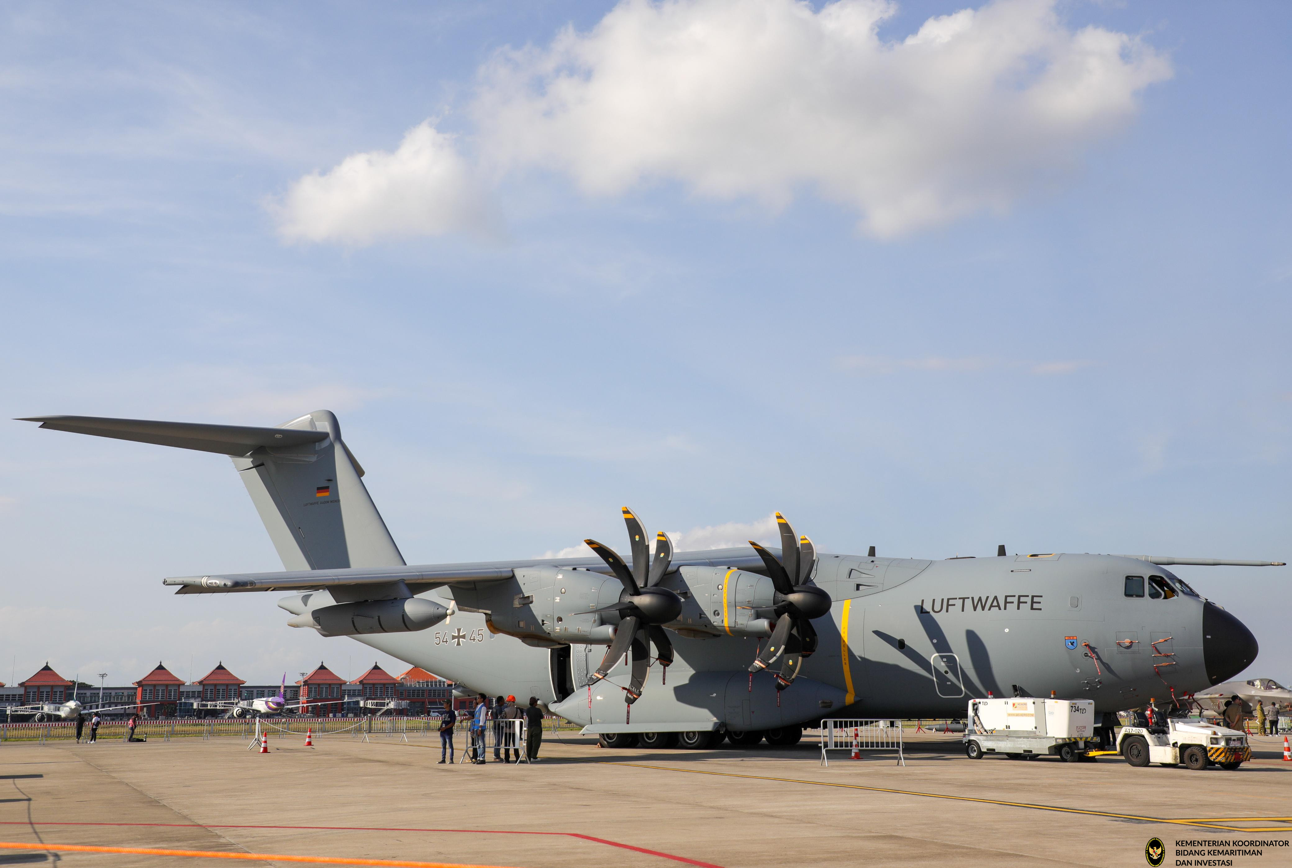 Kedatangan Pesawat Militer Jerman Airbus A400M di Bali International Airshow