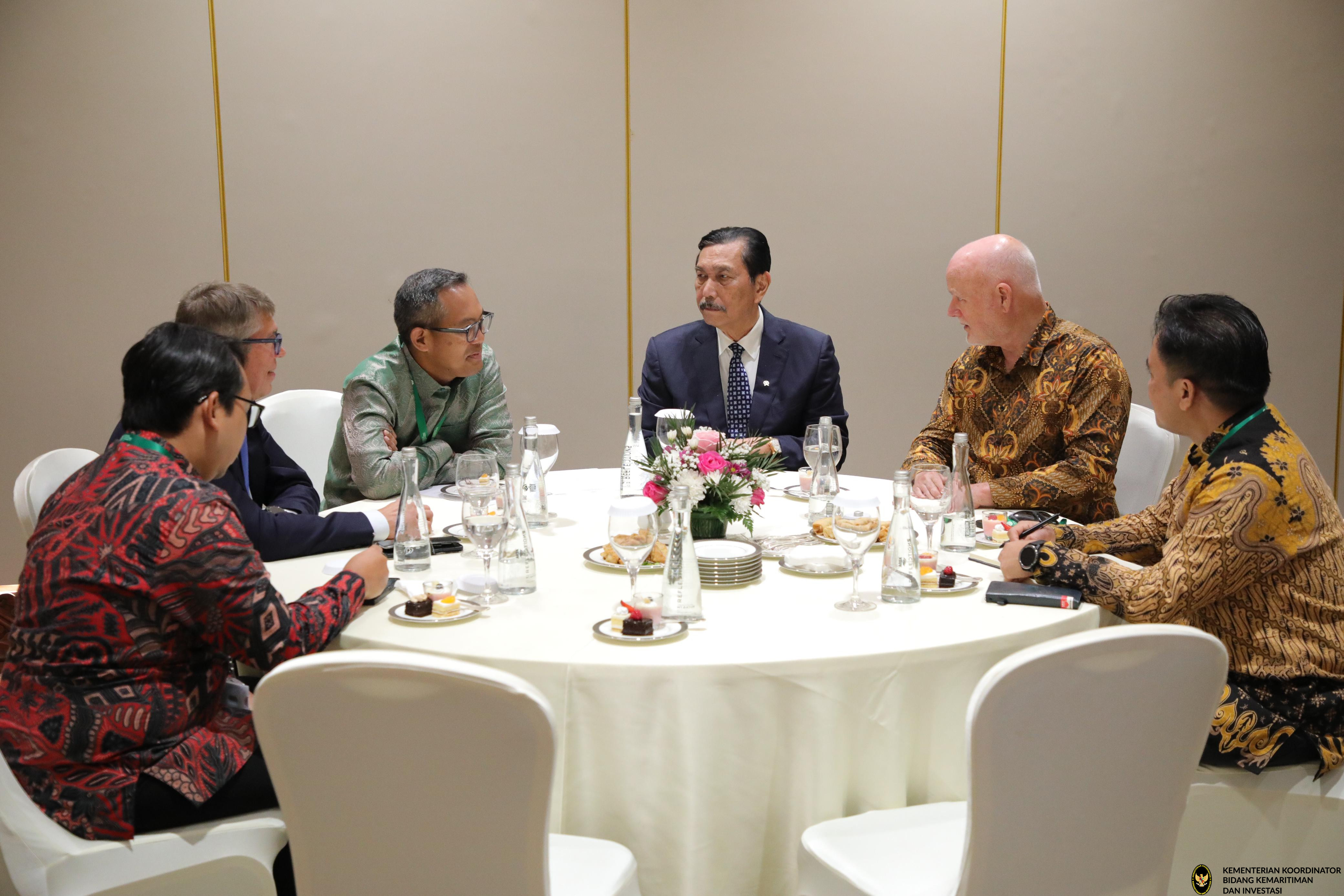 Menko Luhut meeting dengan Peter Thomson UNSG