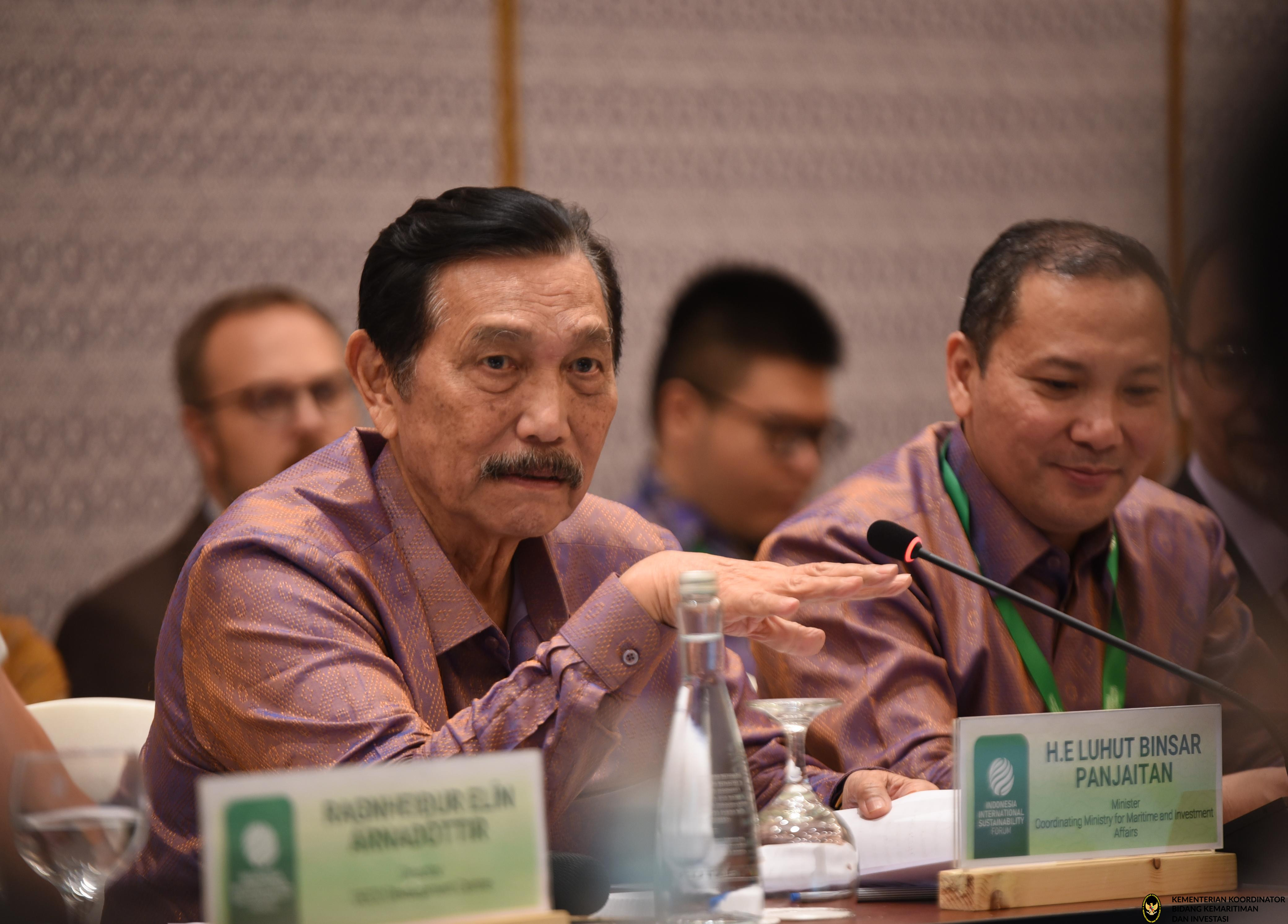 Menko Luhut Pimpin High Level Dialogue Equitable Framework & Finance for Countries pada ISF 2024