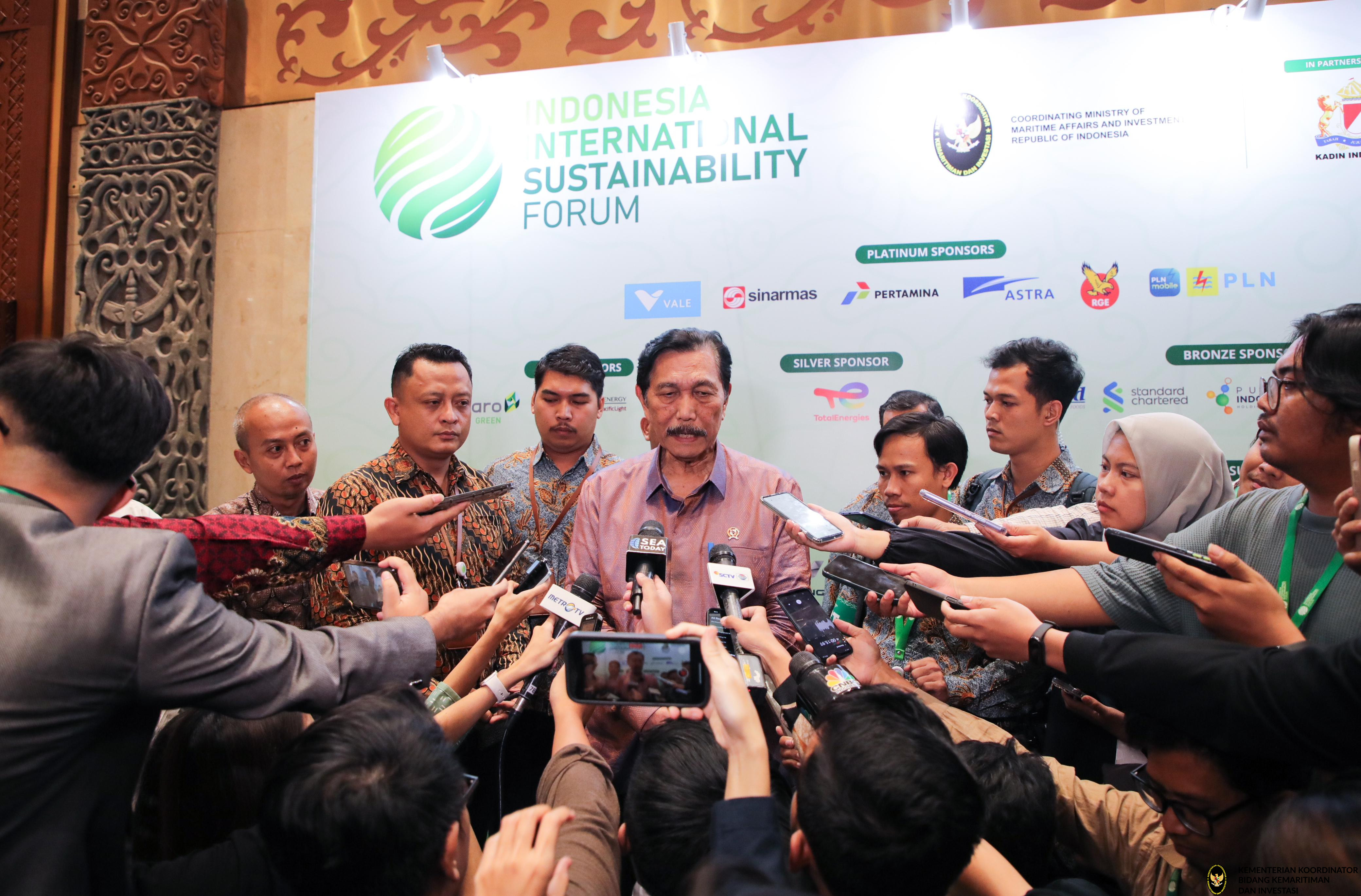 Menko Luhut pada sesi Doorstop pelaksanaan ISF 2024, JCC, Jakarta