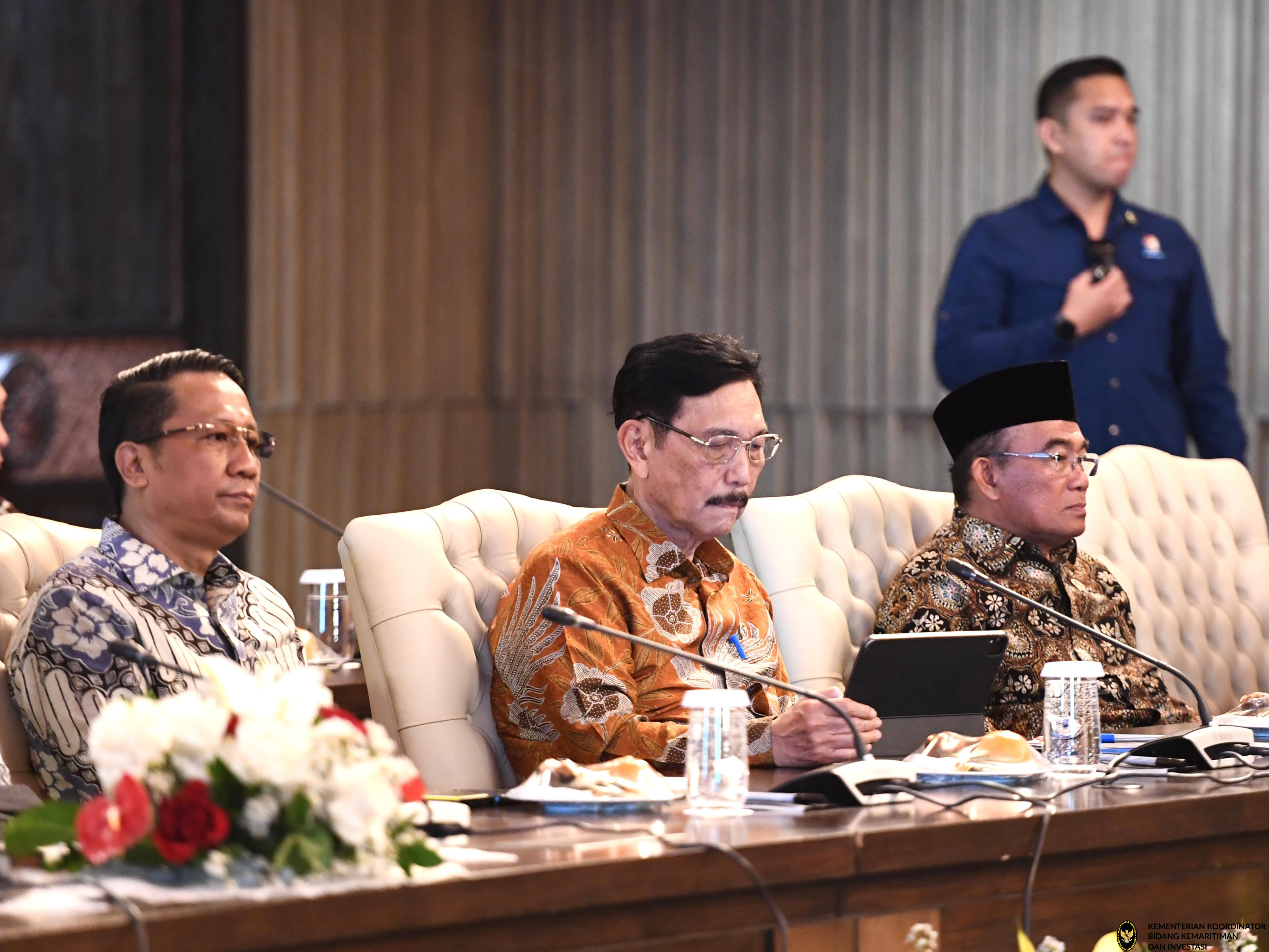 Menko Marves pada Sidang Kabinet Paripurna di Ruang Sidang Kabinet, Istana Garuda